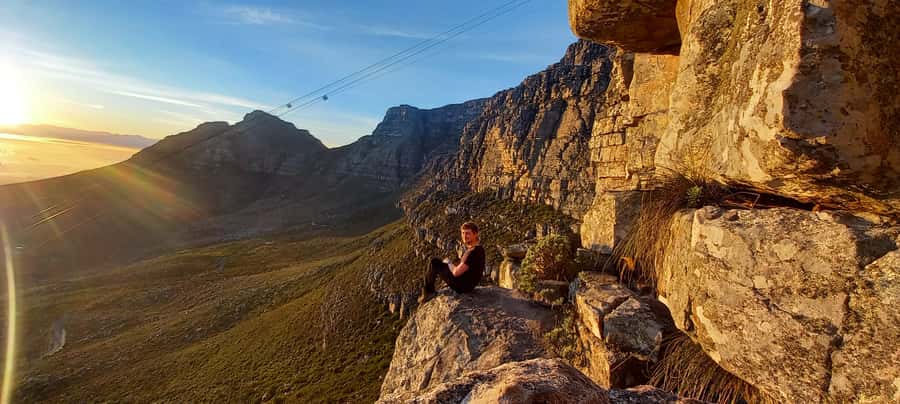 Cape Town: Table Mountain Hike via India Venster Morning - The final climb to Table Mountain’s plateau