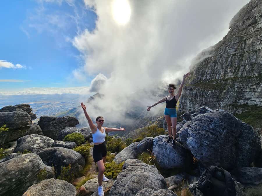 Cape Town: Table Mountain Hike with an Expert Guide - The cable car ride down costs extra