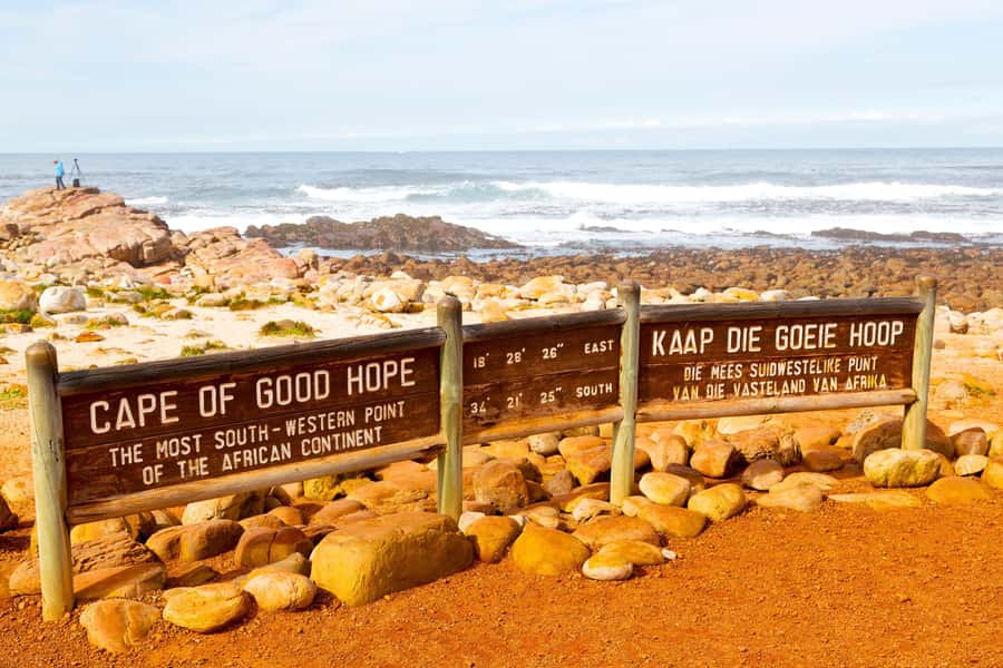 Cape Town: Table Mountain, Penguins & Cape Point Shared Tour - Boulders Beach and the African penguins
