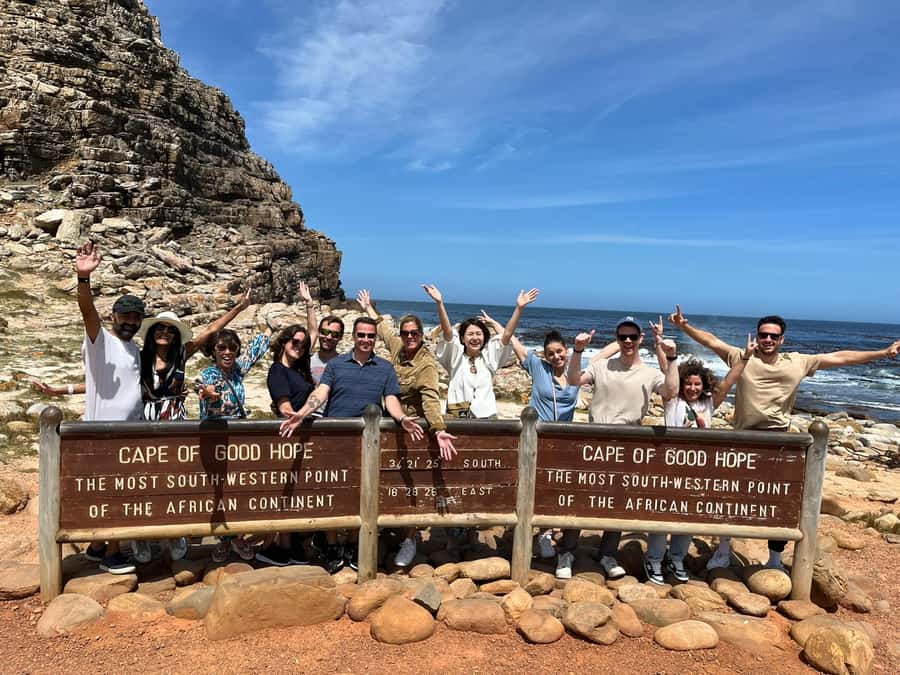 Cape Town: Table MT, Cape Point & Penguins Instagram Tour - Table Mountain: start early and watch the weather