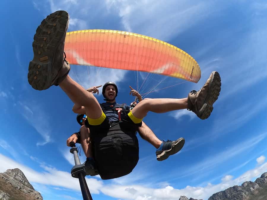 Cape Town: Tandem Paragliding Adventure - Who should book this flight?