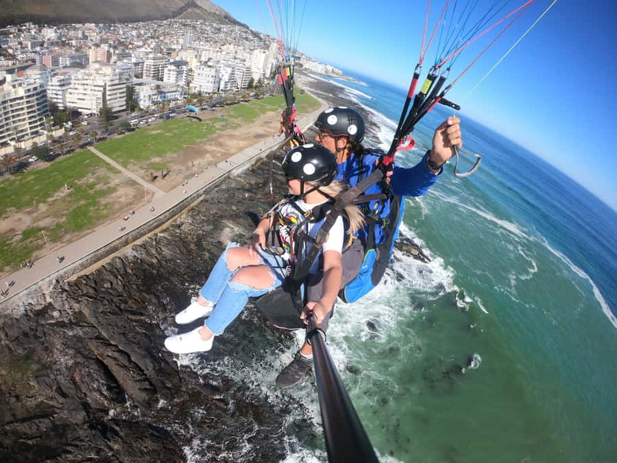 Cape Town: Tandem Paragliding Flight with the Experts - Safety, Equipment, and the Pilot Briefing