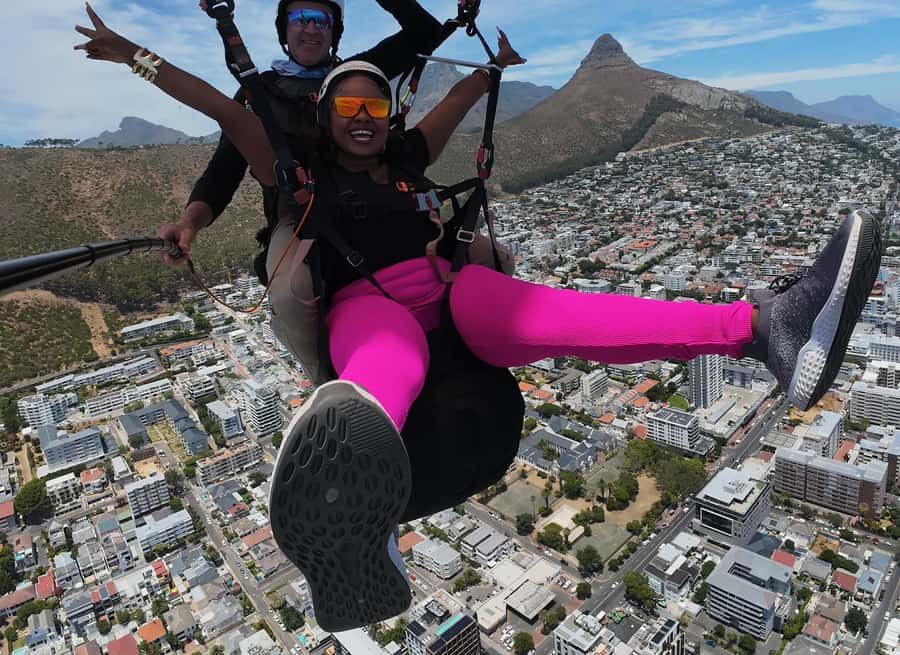 Cape Town: Tandem Paragliding with Instructor - Who should book this flight?