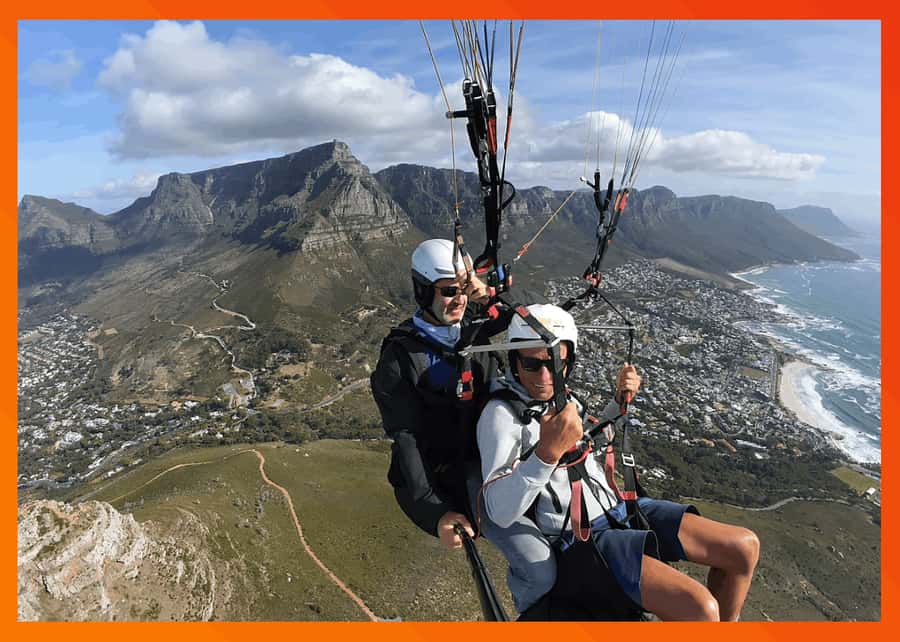 Cape Town: Tandem Paragliding with Instructor - Meeting at Signal Hill Road