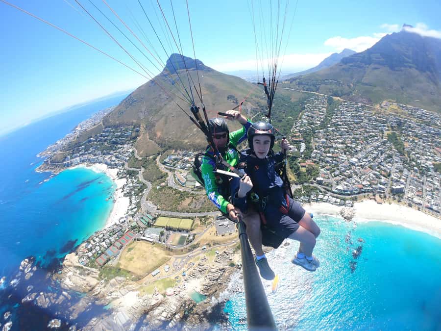 Cape Town: Tandem Paragliding with views of Table Mountain - Landing near the promenade or The Glen Club