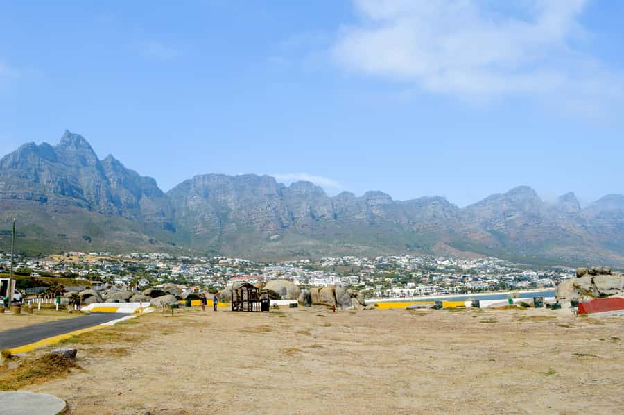 Cape Town Uncovered : Half-Day City Tour and Table Mountain - Signal Hill and the Atlantic coast