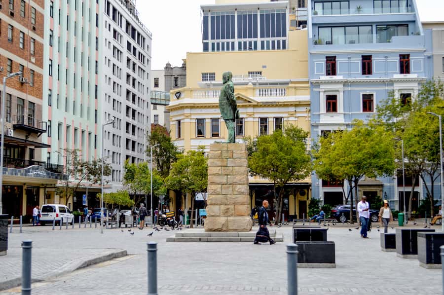 Cape Town Uncovered : Half-Day City Tour and Table Mountain - The Diamond Museum finish