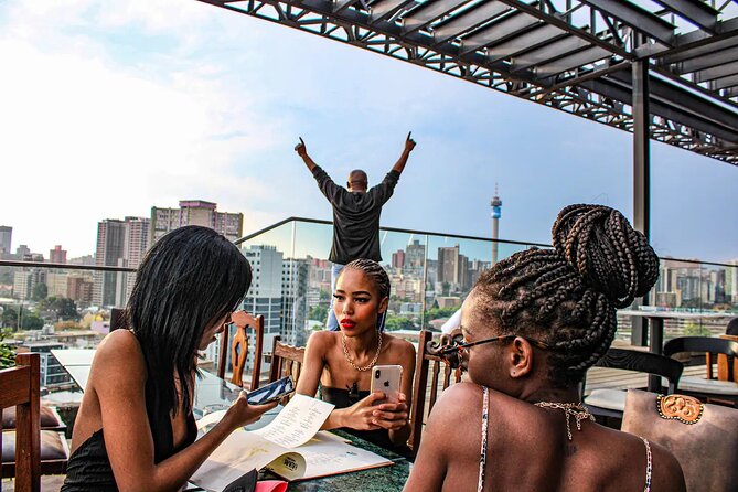 Cape Town: VIP Amapiano & Afrobeats Club-Hopping Experience - Starting on Kloof Street and setting the tone