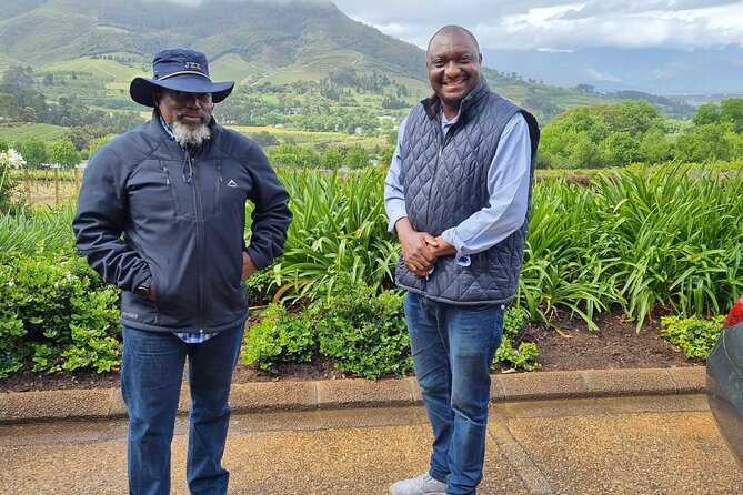 Cape Town Wine Tour & Tasting all inclusive - Simonsig closes the route, but timing matters