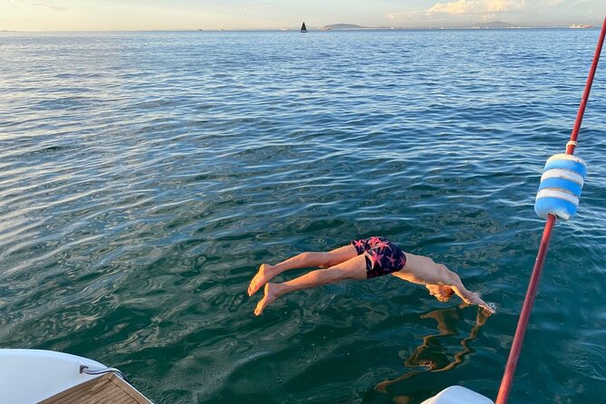Catamaran Cruise in Cape Town - Is $23.92 a fair price?