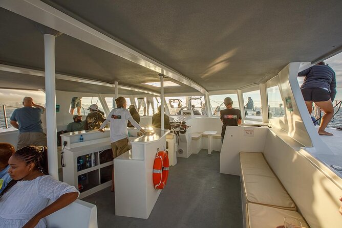 Catamaran Sunset Champagne Cruise Cape Town - Who will enjoy this Cape Town cruise?