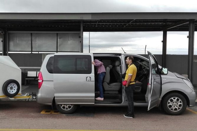 Comfort Private Airport Transfer: OR Tambo Airport (JNB) - Safety and comfort for solo arrivals