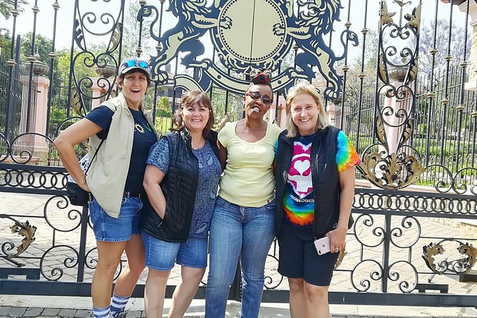 Contrast Tour Including Sandton, Alexandra, Johannesburg and Soweto - Soweto gives the tour its broadest context