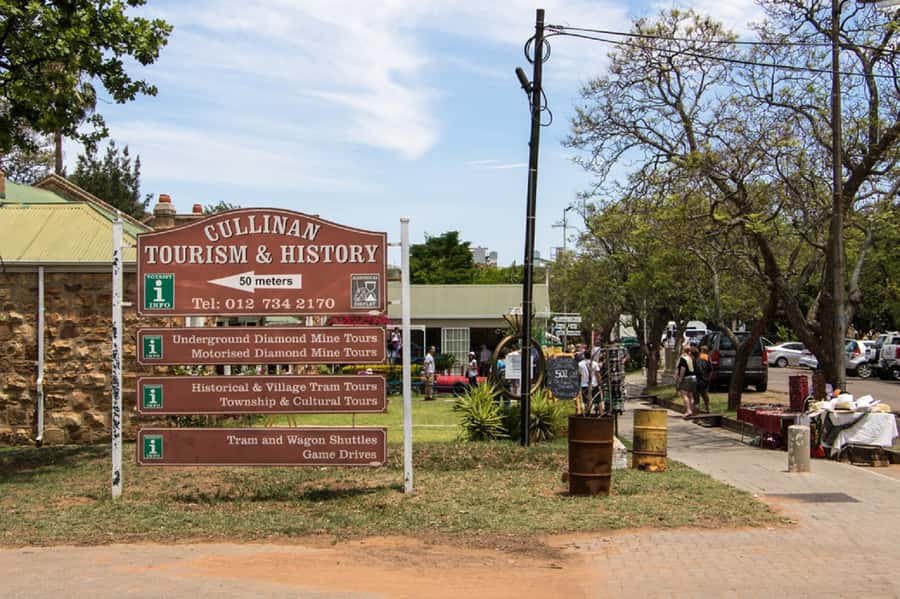 Cullinan Diamond Mine & Pretoria Full Day Tour - The guides can make or break the day
