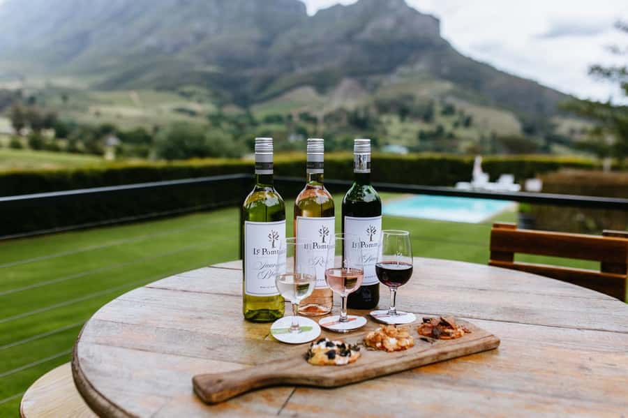 CUSTOMISED PRIVATE WINE TOUR WITH LUNCH - CAPE TOWN - Key details to know before booking