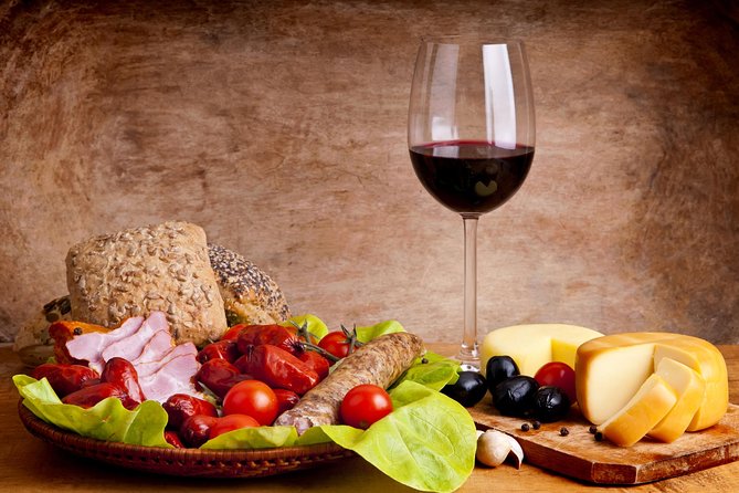 Customized Private Wine Tour - Kanonkop: a serious stop for red-wine fans