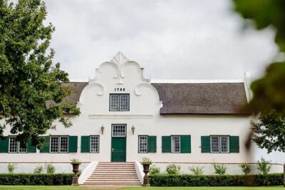 Daily Different small group WINE tour – CAPE TOWN PICKUP