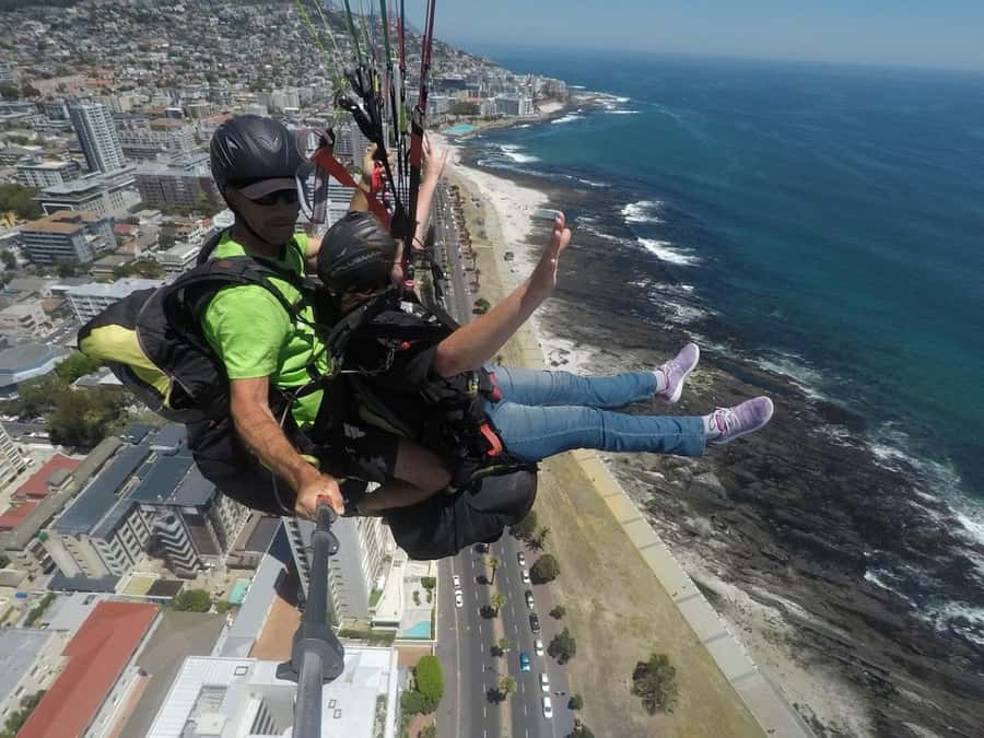 Discover Cape Town Tandem Paragliding - From Bo-Kaap’s painted houses to Signal Hill
