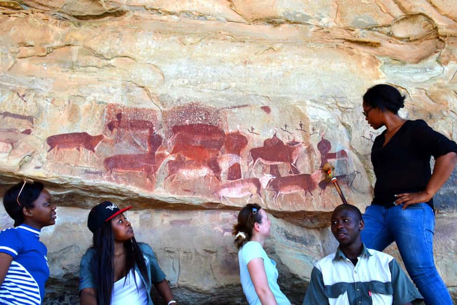 Drakensberg Kamberg Cave Art & Mandela Capture Site Day Tour - Who will enjoy this day most