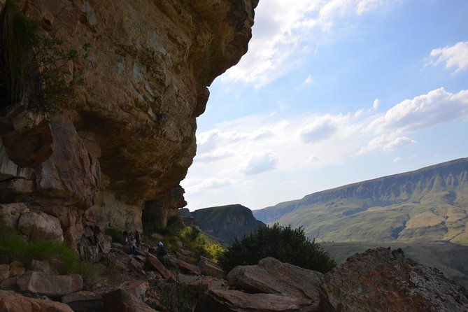 Drakensberg Kamberg Rock Art & Mandela Capture Site Day Tour from Durban - Guides, transport, and the long day