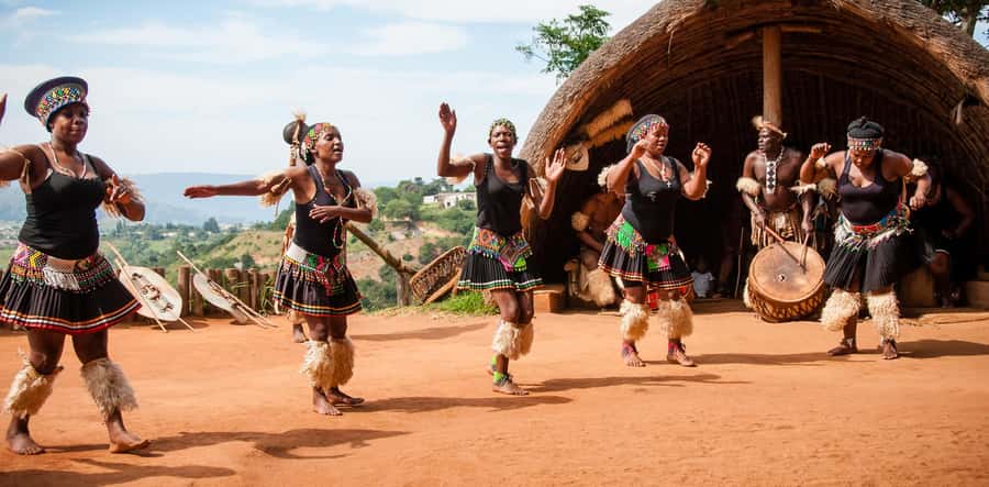 Durban: City & PheZulu Cultural Village Tour - Crocodiles, snakes, and Cleo the python