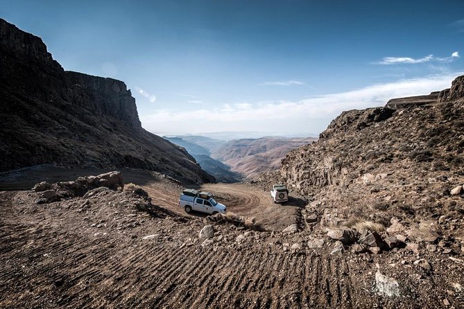 Durban: Journey along the Epic Sani Pass & Lesotho Tour - Himeville: the useful changeover point
