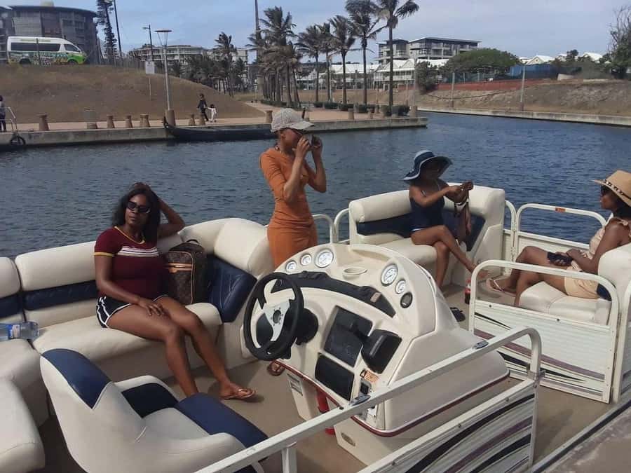 Durban Point Waterfront: Luxury Canal Boat Cruise - Why the photo opportunities work