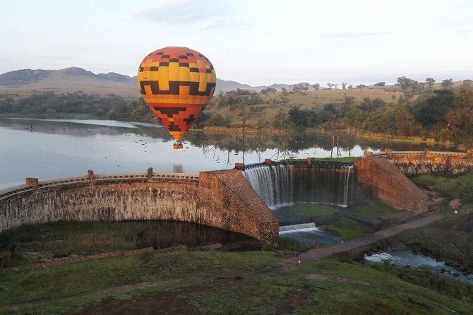 Exclusive Safari Flight - Watching the balloon come alive