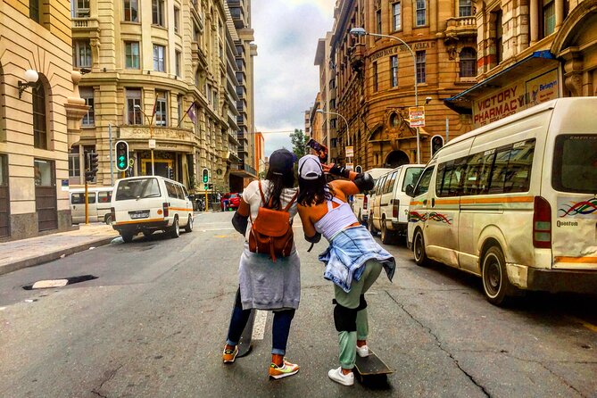 Exploring Johannesburg through Skateboarding - incl. skate lesson for beginners! - Starting with a skateboard lesson in Maboneng