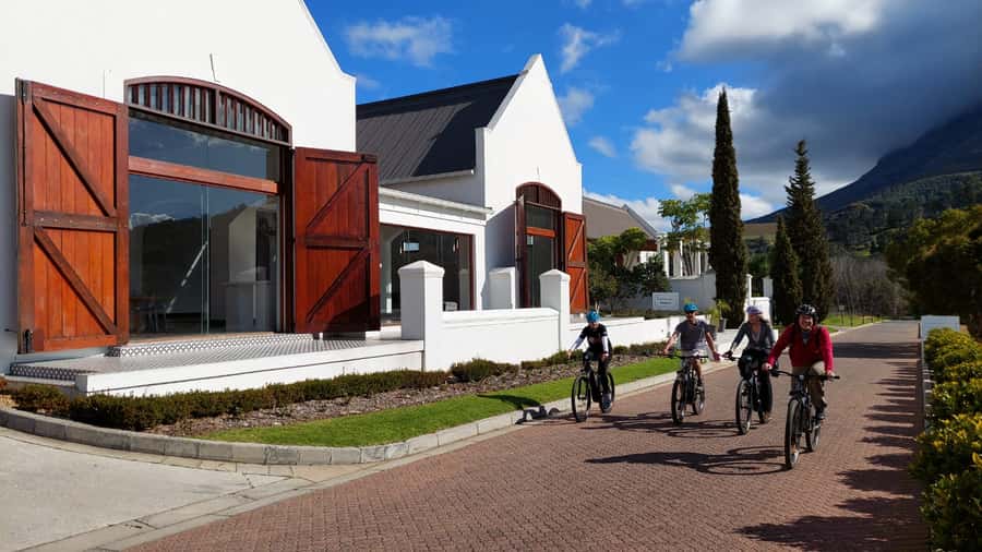 Franschhoek: E-bike Tour with Wine Tasting and Lunch - Practical tips for a better day