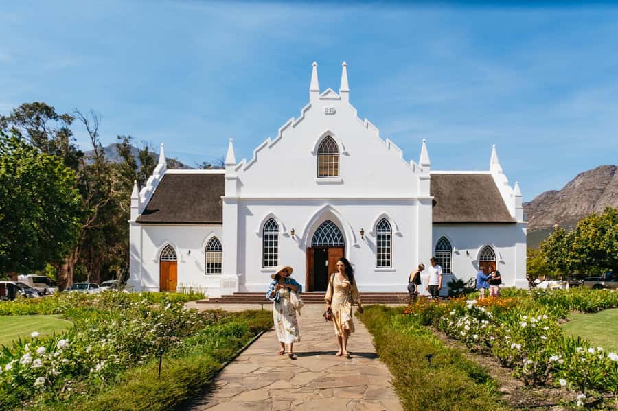 From Cape Town: 3 Regions Wine Tour with 3 Estates, 15 Wines - Why this tour works for a first visit