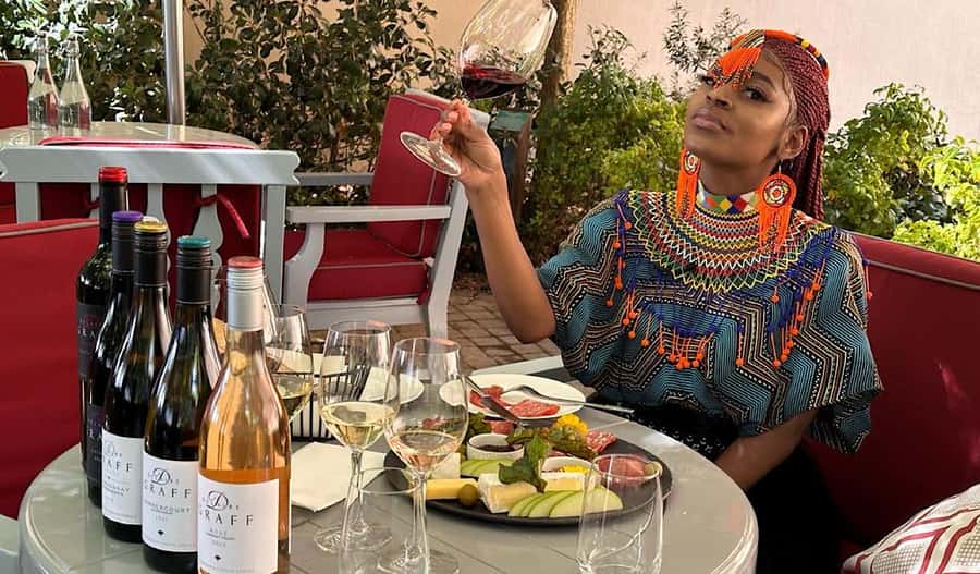 From Cape Town: Cape Winelands Full-Day Private Tour - Delaire Graff and the final estate choice