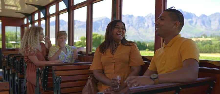 From Cape Town: Franschhoek Wine Tram Hop-on Hop-off - Reaching the Franschhoek Valley