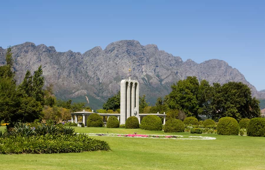 From Cape Town: Full Day Winelands Tour with wine tastings - Leaving Cape Town in an air-conditioned minibus