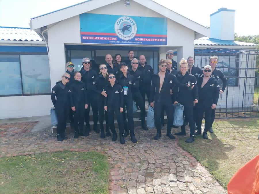 From Cape Town: Gans Bay Shark Cage Diving - Key points to know before you book