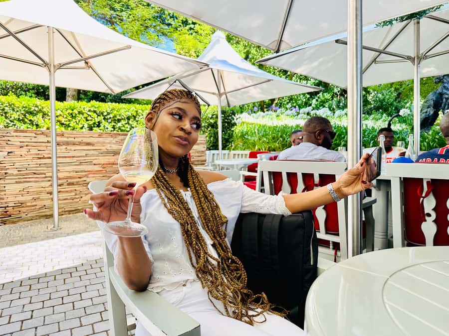From Cape Town: Stellenbosch & Franschhoek Wine Tasting Tour - Franschhoek, with time to browse and wander