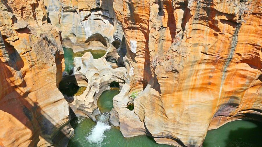 From Hazyview: Blyde River Canyon Highlight & Boat Cruise - The Swadini Aventura boat cruise