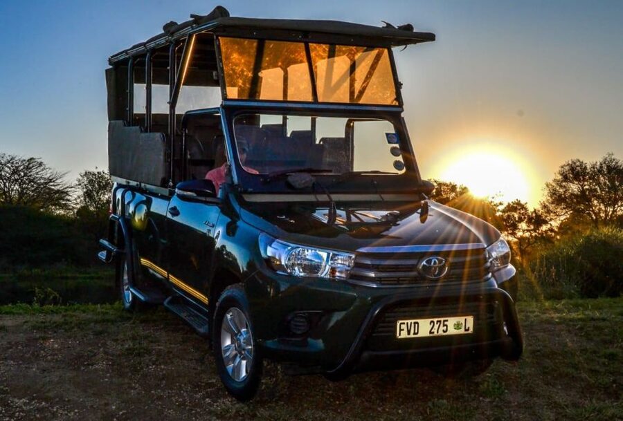 From Hoedspruit: Kruger National Park Full-Day Safari - Leaving Hoedspruit for a full day in Kruger