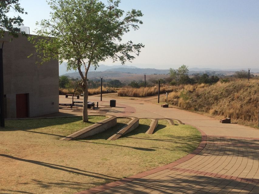 From Johannesburg: Cradle of Humankind and Lion Safari - Making sense of human ancestry at Maropeng