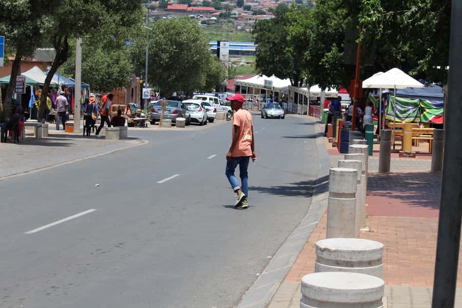 From Johannesburg: Pretoria, Soweto & Apartheid Museum Tour - Mandela House gives Soweto a personal scale