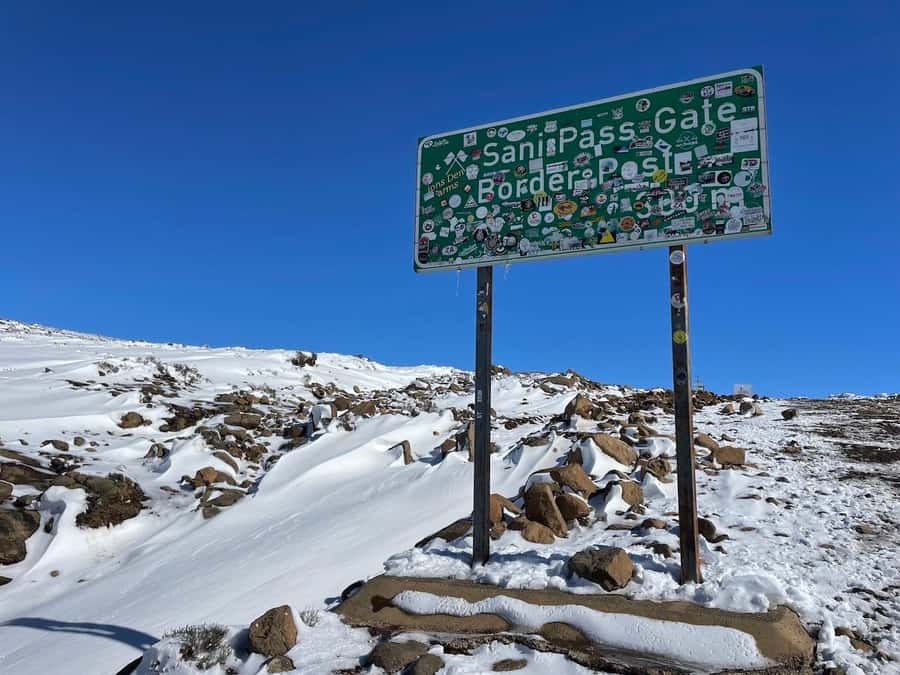 From Underberg: Sani Pass Private Day Tour - Border control at the base and summit