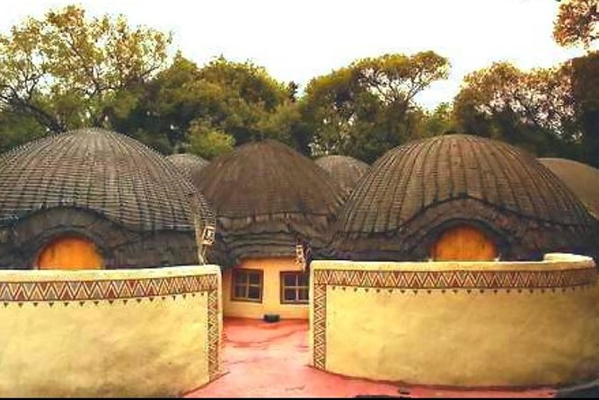 Full-Day Cradle of Human Kind and caves private - Who will get the most from this outing?