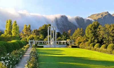Full-Day Franschhoek tram Wine Tour from Cape Town