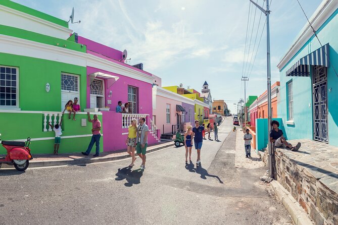 Full Day Private Walk to Freedom & Robben Island - Bo-Kaap: a colorful start with serious roots