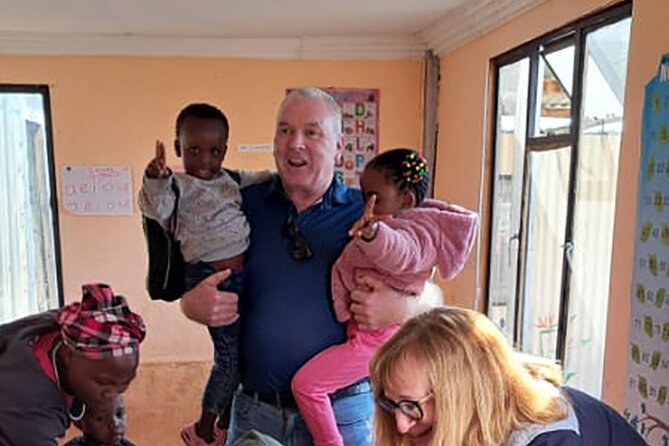 Full-Day Soweto, Apartheid Museum and Lunch Tour - Regina Mundi and Freedom Square