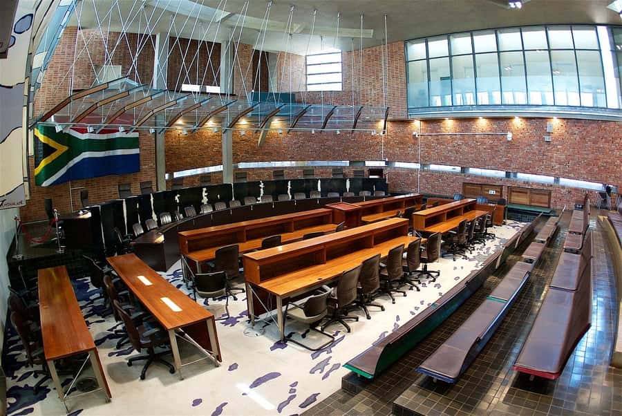 Full-Day Tour of Soweto, Johannesburg, and Apartheid Museum - Understanding the 1976 Soweto Uprising
