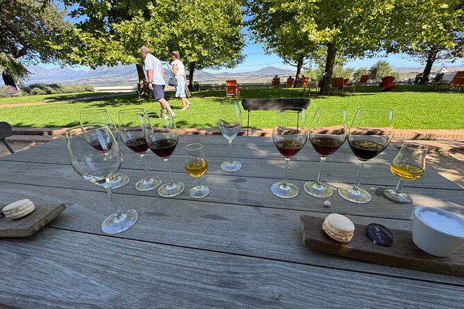 Full Day Tour to Wine Estates Stellenbosch, Franschhoek and Paarl - Key points at a glance