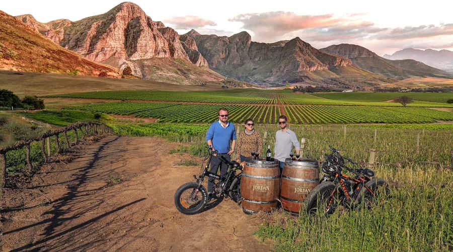 Full-Day Winelands E-Bike Tour with Wine Tasting & Lunch - Leaving Cape Town for Stellenbosch wine country