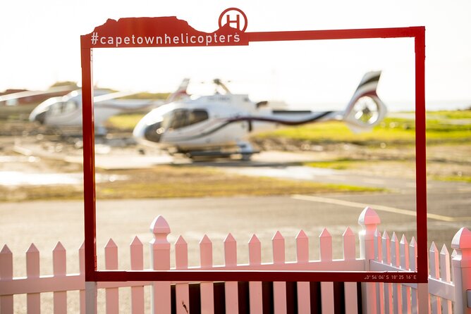 Full Peninsula Scenic Helicopter Flight with Free Boat Cruise - Simon’s Town and the penguins at Boulders Beach