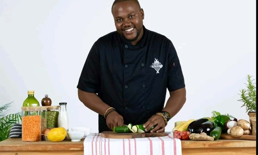 GQ: City Walking Tour & African Cuisine Cooking Class - Campanile Memorial and the city’s older streets